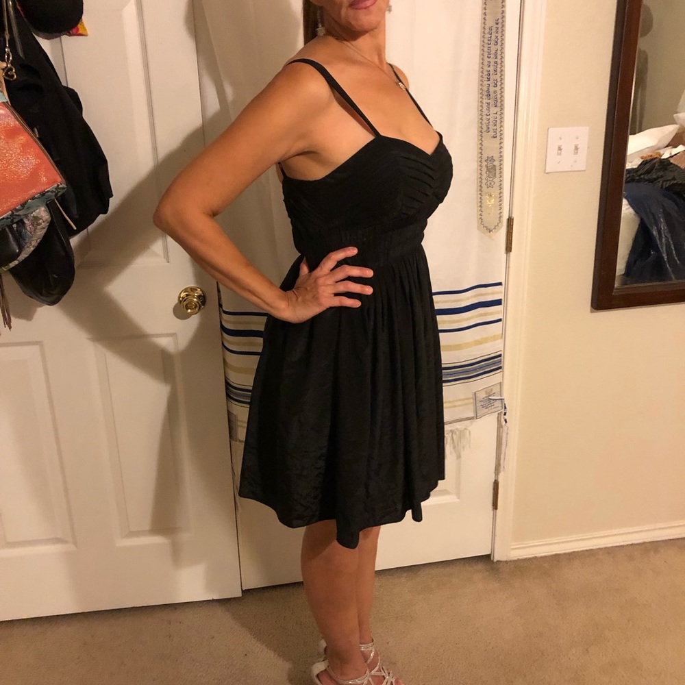Black mini dress - Picture 6 of 6